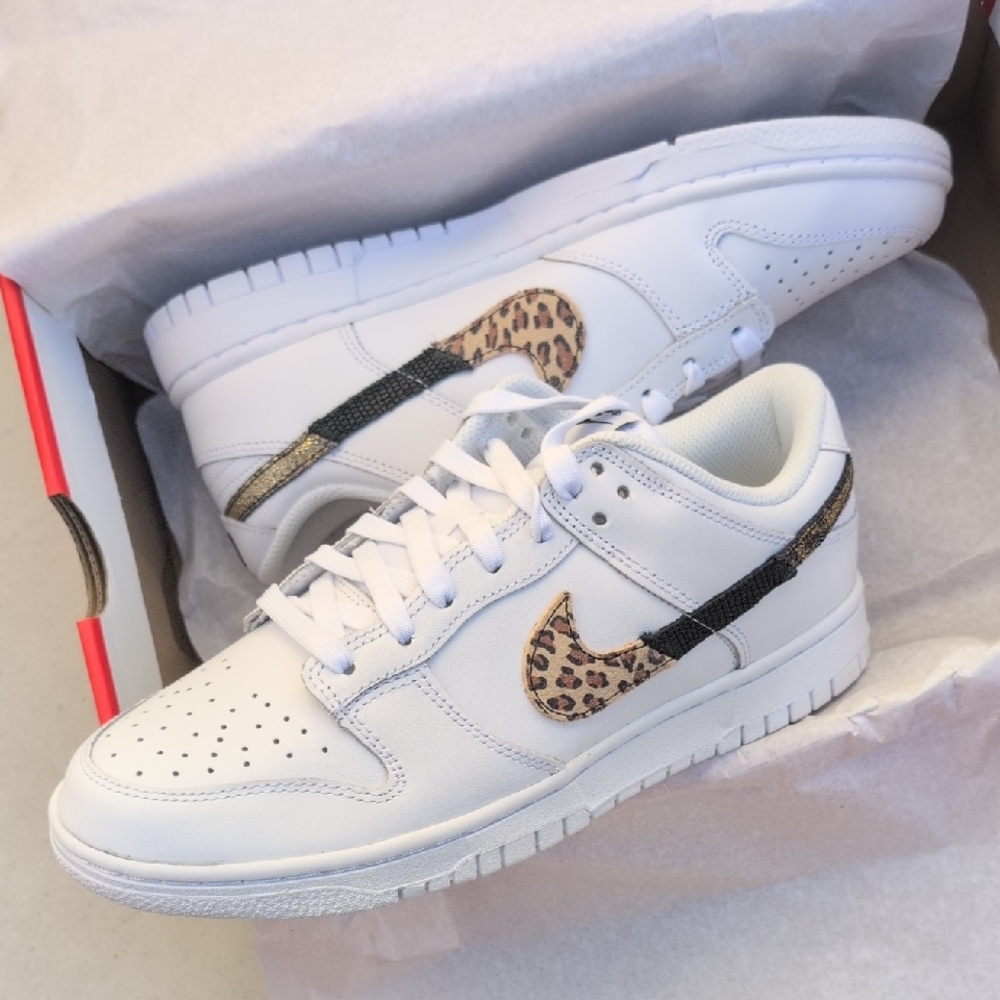 WMNS Nike Dunk Low Special Edition - Primal White - Size 8.5 ( DD7099-100 )
